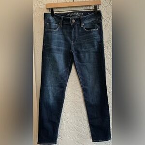 American Eagle Super Stretch Skinny Dark Blue Jeans